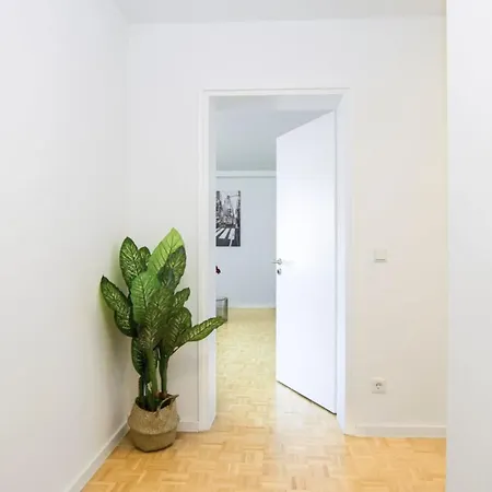 70m² Frisch Kernsanierte In Lage Apartment Munich