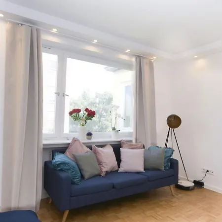 Apartment 70m² Frisch Kernsanierte In Lage
