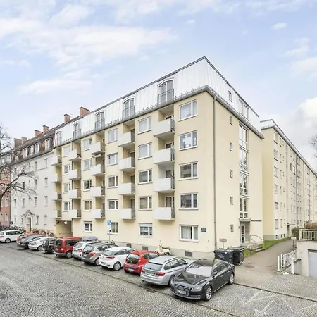 Apartment 70m² Frisch Kernsanierte In Lage *